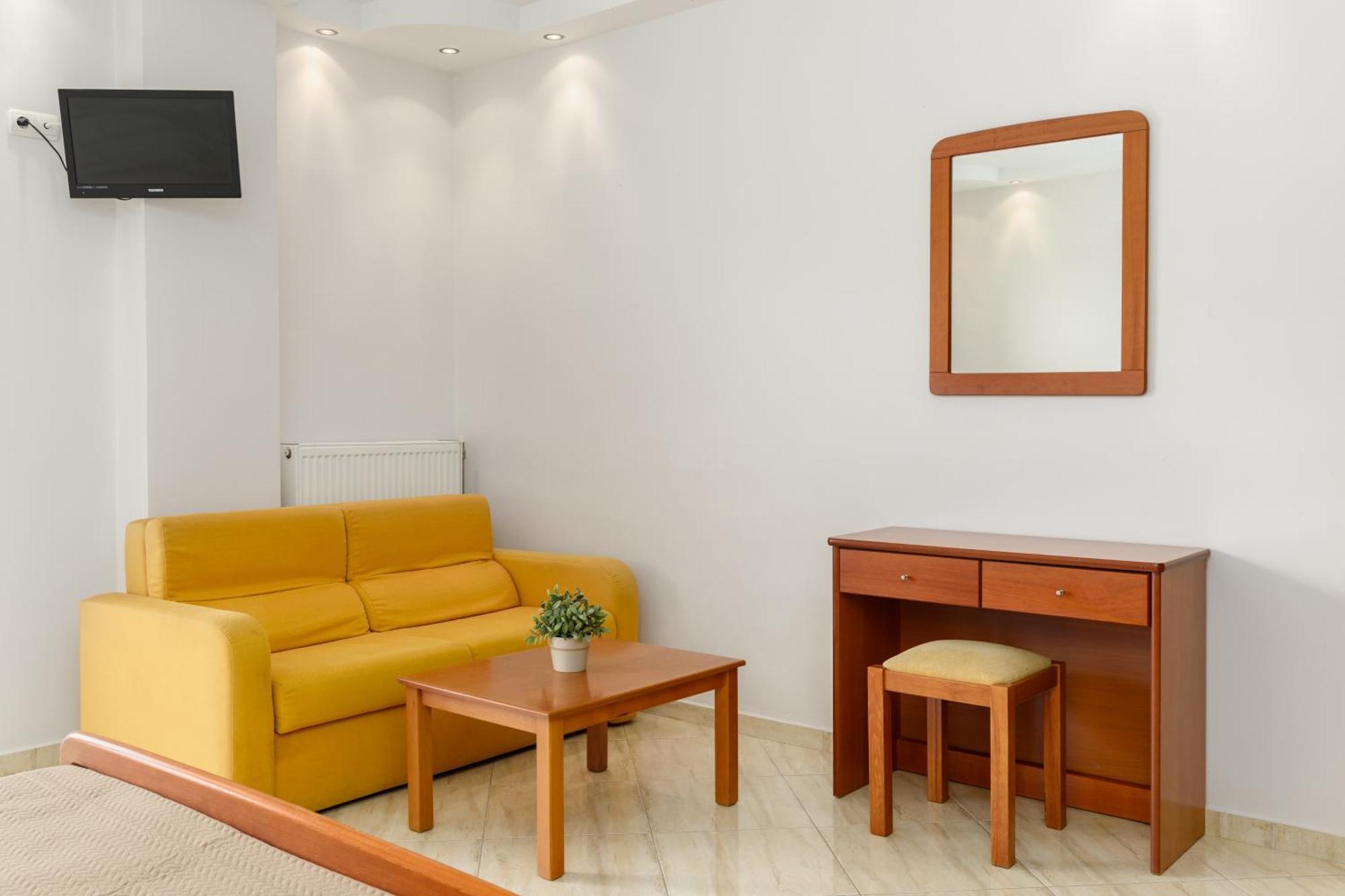 ניי פורי Agyra Seaview Hotel By Panel Hospitality מראה חיצוני תמונה