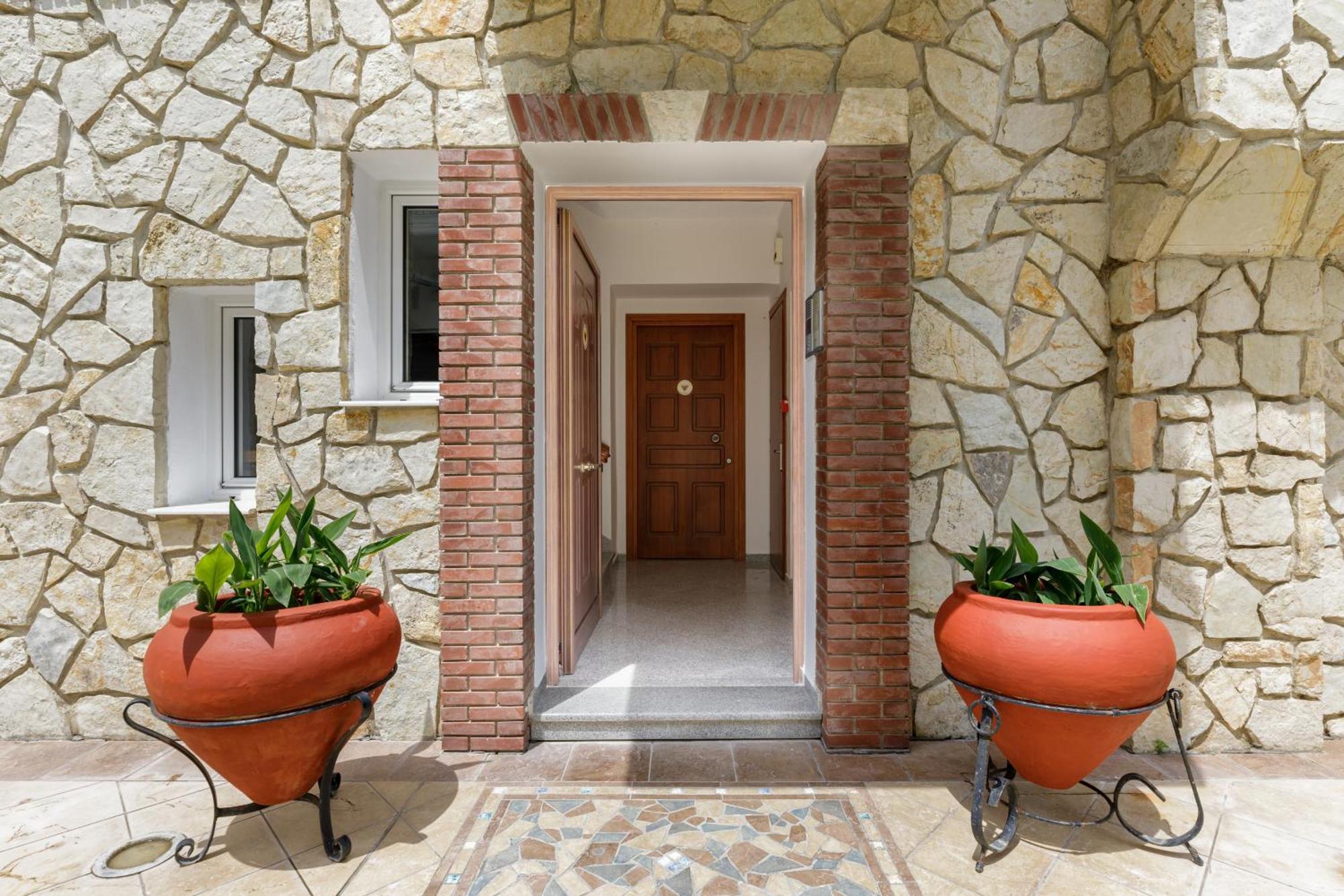 ניי פורי Agyra Seaview Hotel By Panel Hospitality מראה חיצוני תמונה