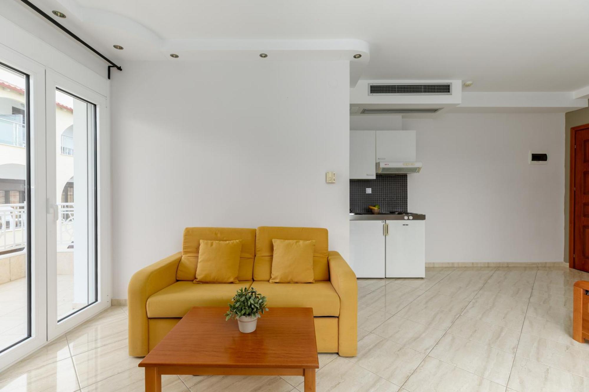 ניי פורי Agyra Seaview Hotel By Panel Hospitality מראה חיצוני תמונה